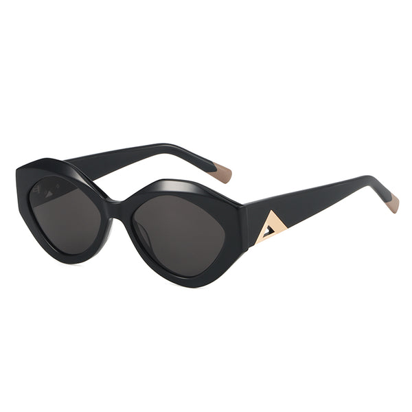 Retro Women Sunglasses AT8934