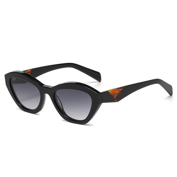 Retro Women Sunglasses AT8802